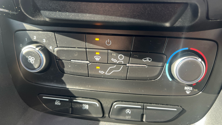 Ford Transit Connect 240 L2 Diesel 1.5 EcoBlue 100ps Leader D/Cab Van